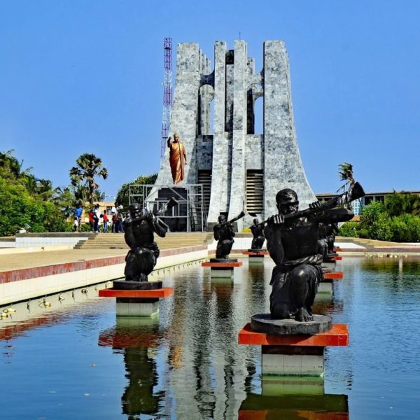 Kwame Nkrumah Mausoleum - Tour